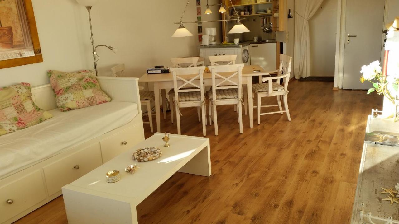 Zum Wohlfuehlen Ferienwohnung Fuer Max 5 Erwachsene Und 1 Kind, Schwimmbad Vor Der Tuer, Tiere Erlaubt 지르크도르프 외부 사진